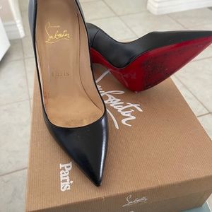 Christian Louboutin So Kate